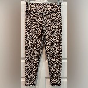 Zyia Active Women’s Size 8-10 Leopard Cheetah Booty Scrunch Leggings Hi-Rise